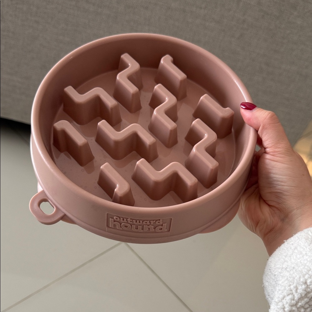 Blush Pink Pet Slow Feeder Bowl